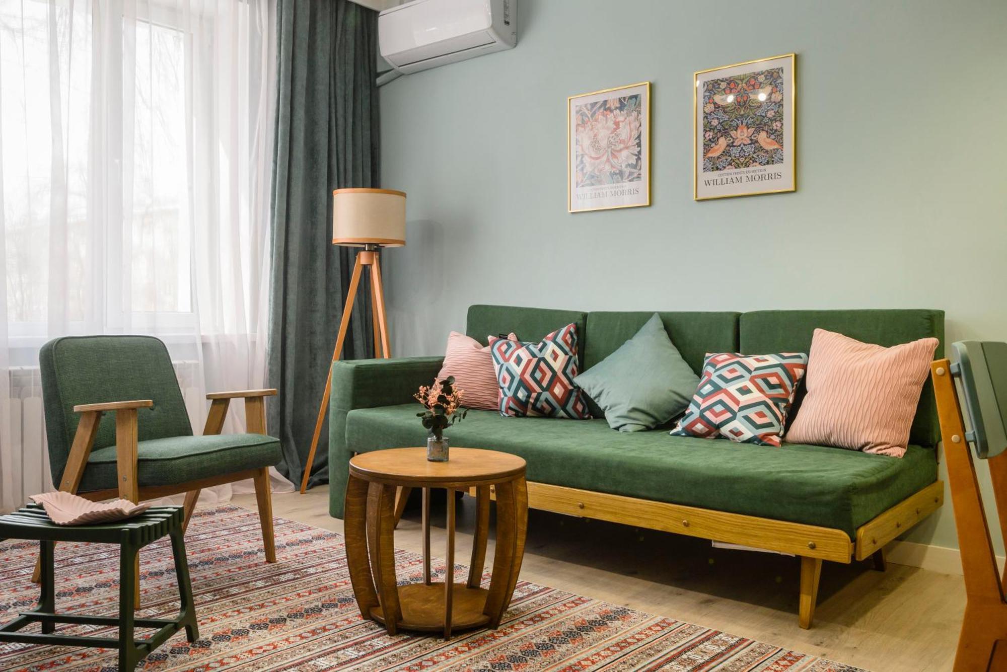 Mid-Century Charm Apartments В Центре Алматы Exterior foto
